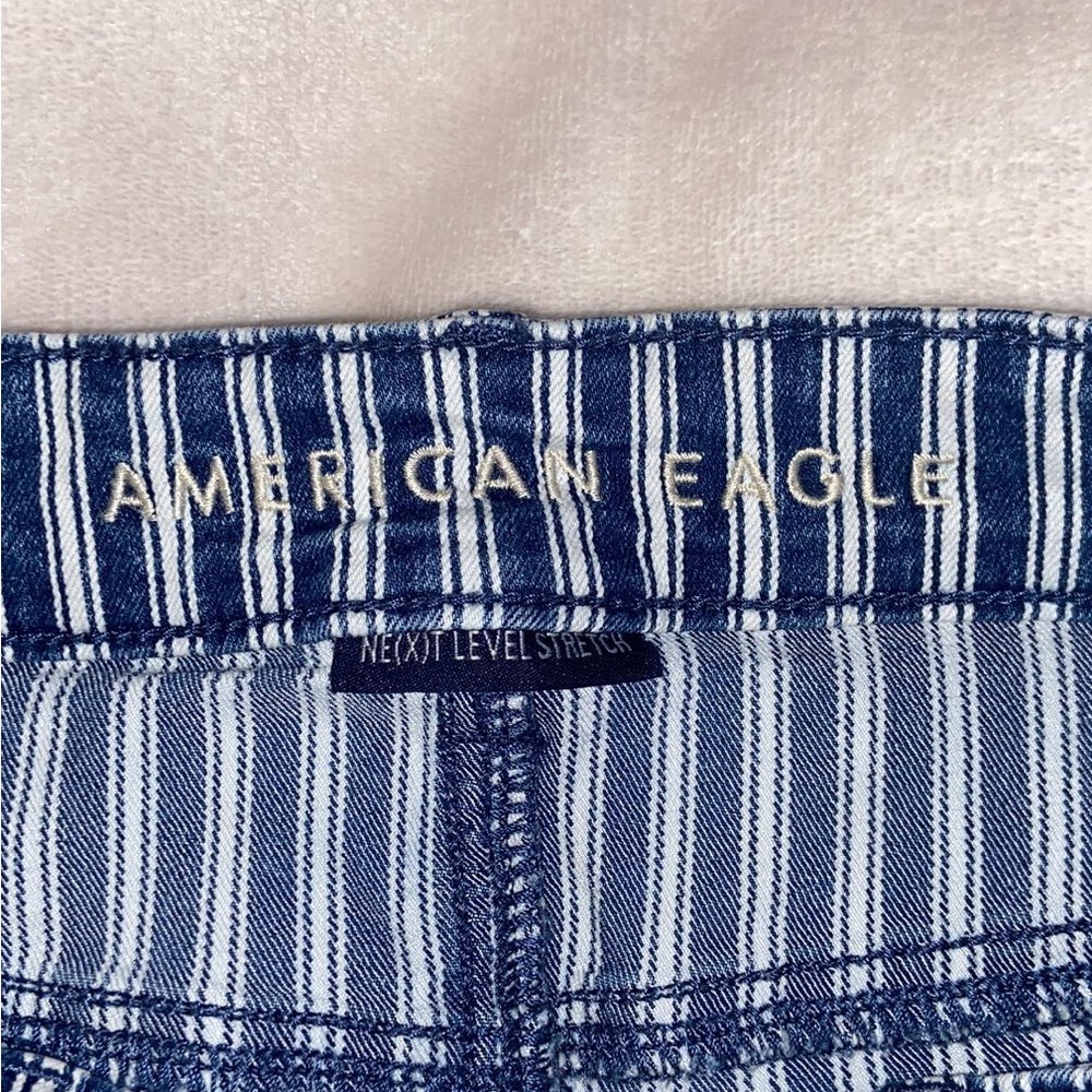 American Eagle Outfitters pinstripe Jean shorts - Picture 3 of 5